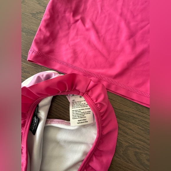 Disney Minnie Mouse Girls Swim Set Rash Guard Bikini XS 4–5 pink - Picture 13 of 16